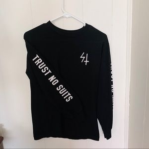 🌸 Trust No Suits Satanic Rams Head Top